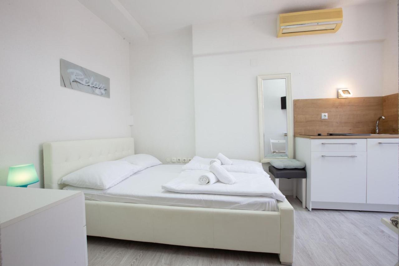 Lilly Studio Apartments Задар Екстер'єр фото